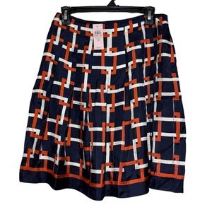 Ann Taylor NWT Geometric Print Skirt Size 4 Petite Fit Flare Drip Waist Pleated